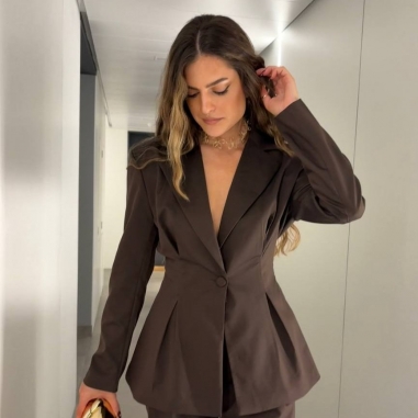 PREVENTA CONJUNTO TRAJE CHOCO