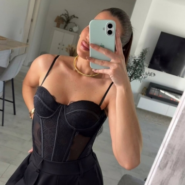 PREVENTA CORSET ENCAJE NEGRO