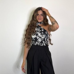 TOP ASIMÉTRICO LAZADA NEGRO