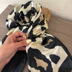 PAÑUELO ANIMAL PRINT OSCURO
