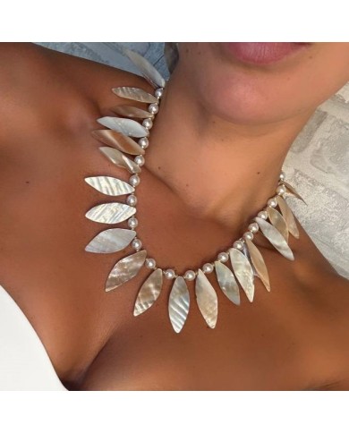 COLLAR