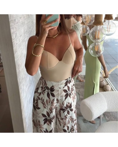 TOP ESCOTE V BEIGE